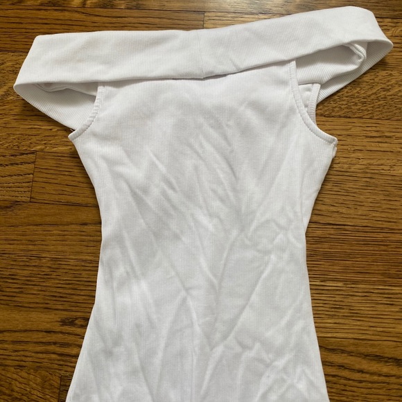 Abercrombie Off-the-Shoulder Bodysuit - Picture 7 of 8